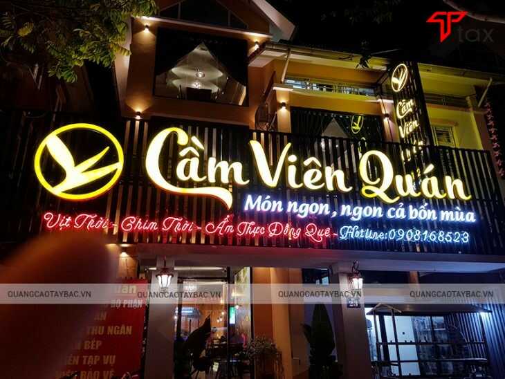 bảng hiệu nhà hàng
